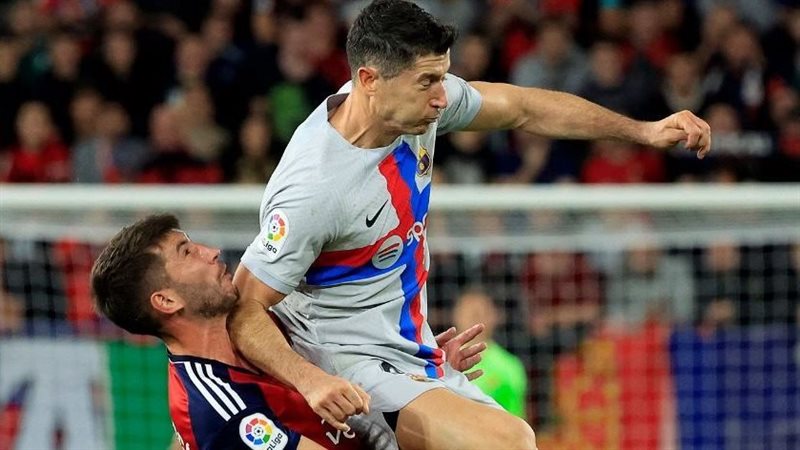 ليفاندوفسكي لاعب