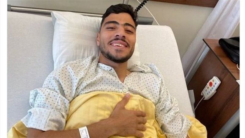 لاعب الأهلي أكرم