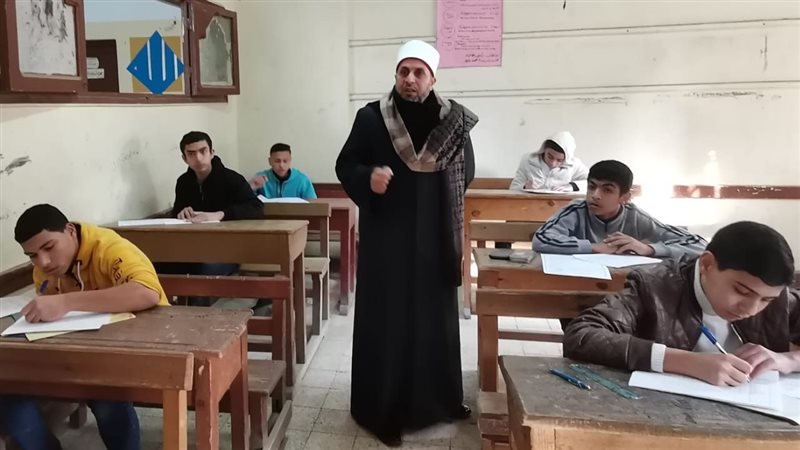 جانب من الامتحانات،فيتو