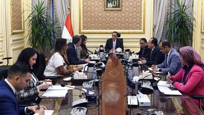 مدبولي يلتقي حسام هيبة لجذب الاستثمار في قطاعات الأولوية للاقتصاد الوطني