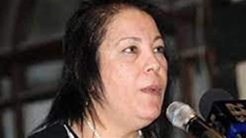 الكاتبة فاطمة قنديل،