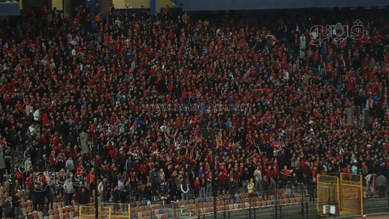 جمهور الأهلي في استاد