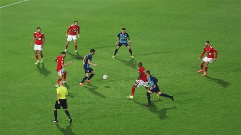 الأهلي وبيراميدز،