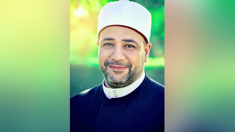 الدكتور أيمن أبو