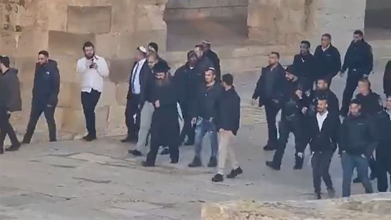 وزير إسرائيلي يقتحم
