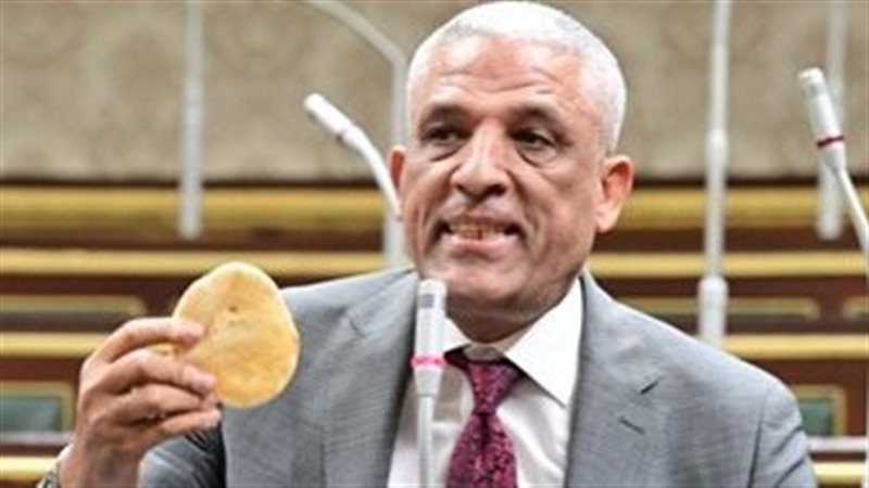 نواب يواجهون وزير