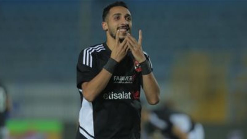 كريم فؤاد لاعب النادي