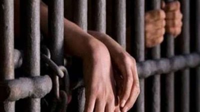 ضبط شخصين لقيامهما بالاتجار فى النقد الأجنبي بمصر القديمة