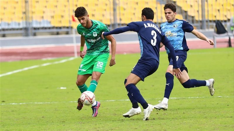 أحمد الشيخ لاعب المصري،