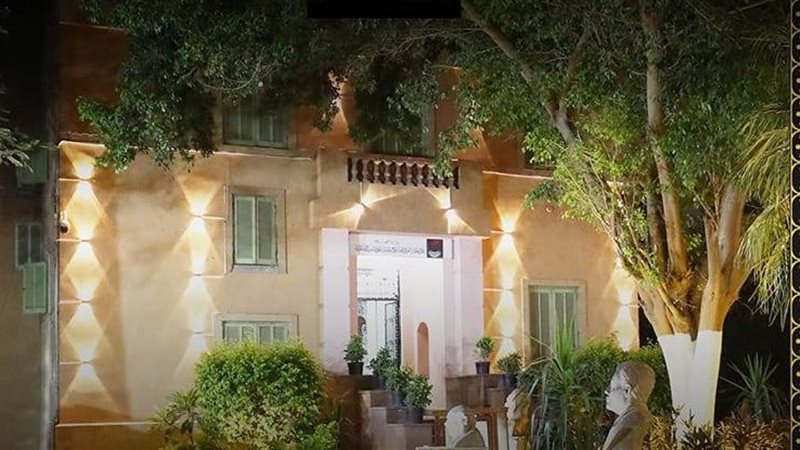 متحف رموز ورواد الفن