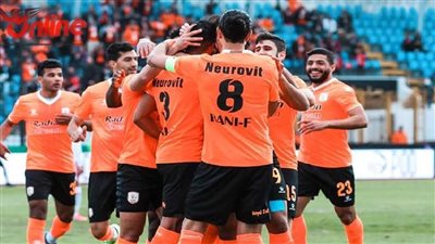 الدوري المصري، فاركو بـ10 لاعبين يهزم سموحة بثنائية 