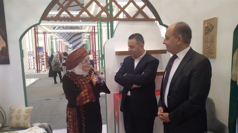 السفير الأردني يزور