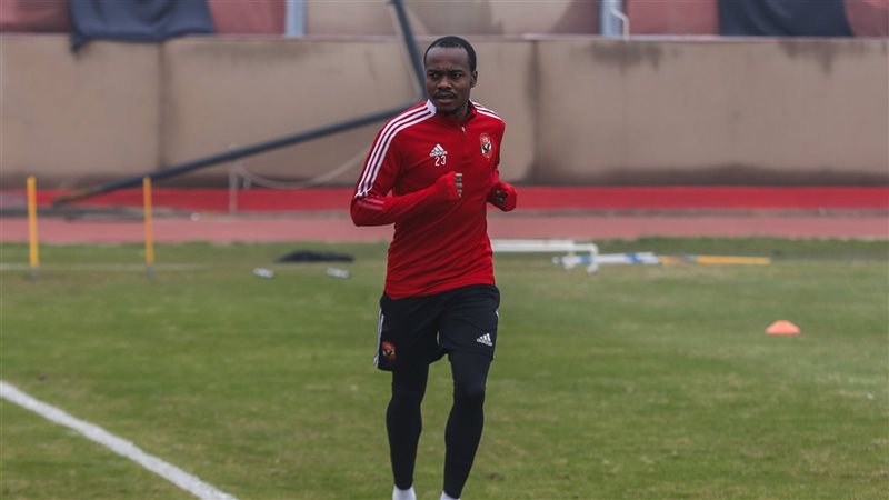 بيرسي تاو لاعب الأهلي