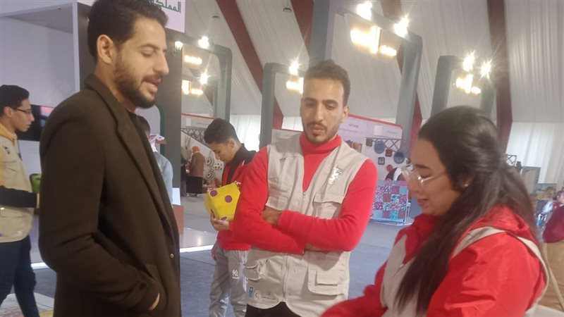 الهلال الأحمر يؤدي