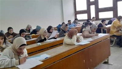 عميد ألسن عين شمس: الامتحانات في مستوى الطالب ولم تخرج عن المقرر
