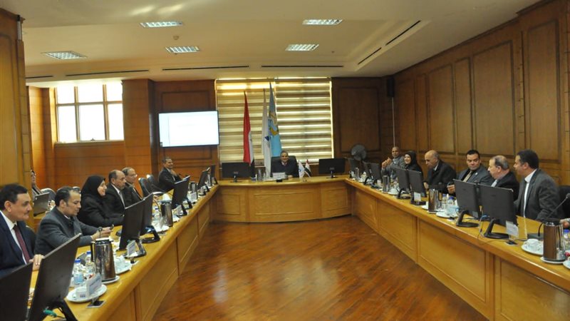 مجلس عمداء جامعة