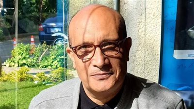 عادل عصمت يشارك فى معرض القاهرة الدولي للكتاب 2023 بـ أيام عادية