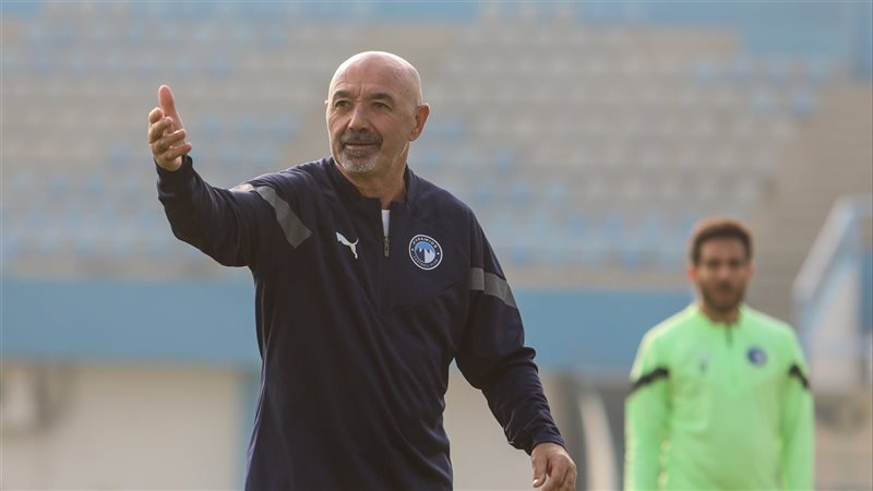 باتشيكو، فيتو