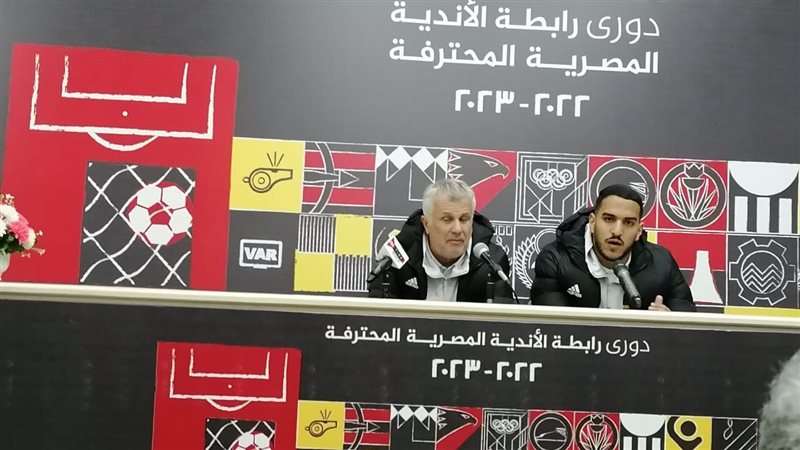 مانولوفيتش، فيتو