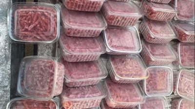 ضبط لحوم مفرومة ومجمدات غير صالحة للاستهلاك بدمياط الجديدة