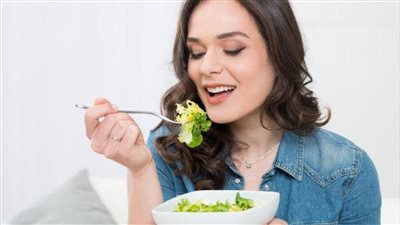 فوائد الخس، يعالج الحموضة والأفضل لمشاكل البشرة