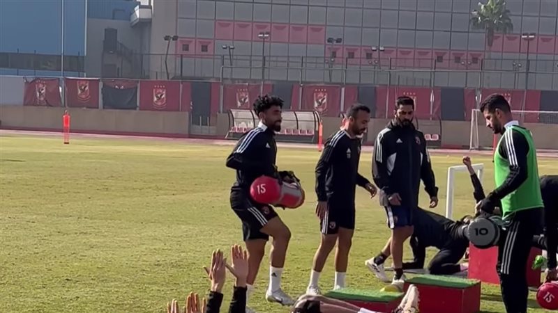 فريق الأهلي،فيتو