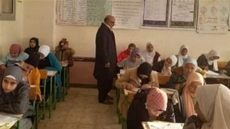 امتحانات صفوف النقل