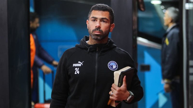 احمد فتحي، فيتو