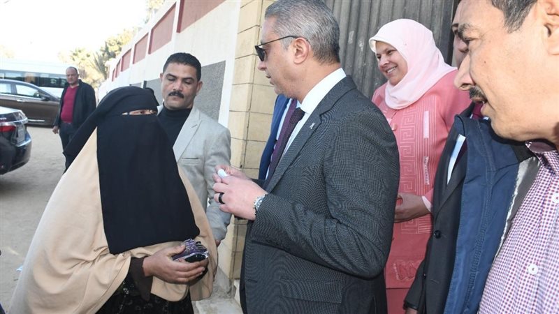 لفتة إنسانية لمحافظ
