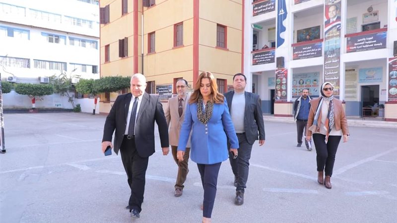 محافظ دمياط تتابع