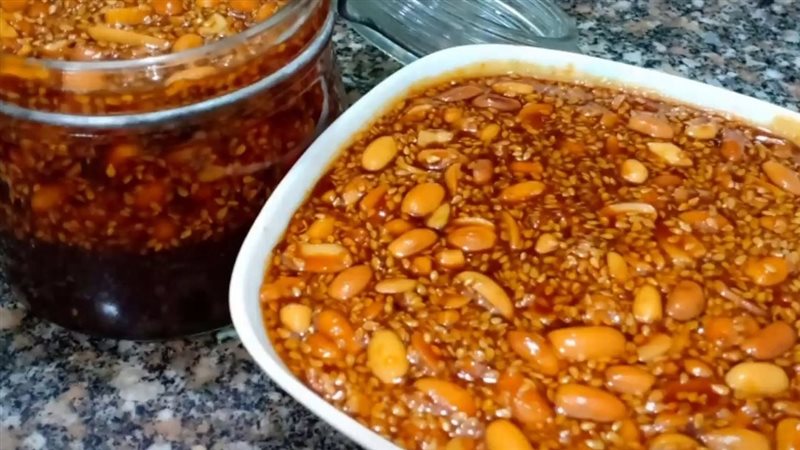الحلبة المعقودة،