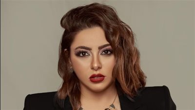 إلهام عبد البديع تتحدث عن أغنيتها الجديدة: أحب أكون فنانة شاملة