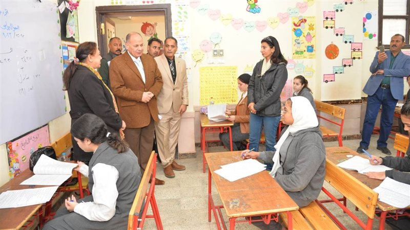 محافظ أسيوط يتفقد