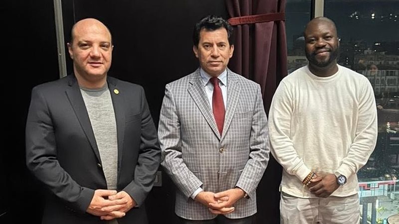 جانب من الاجتماع،