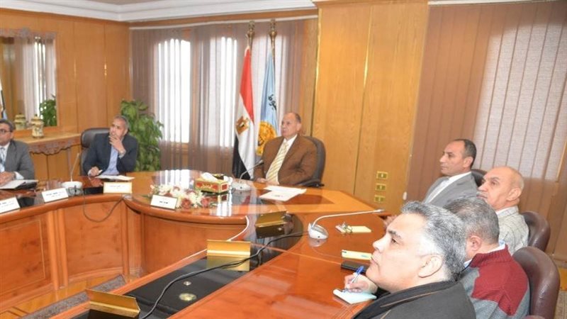 محافظ أسيوط، فيتو