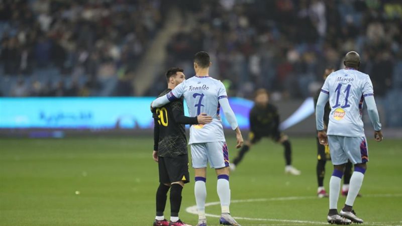 ميسي ورونالدو