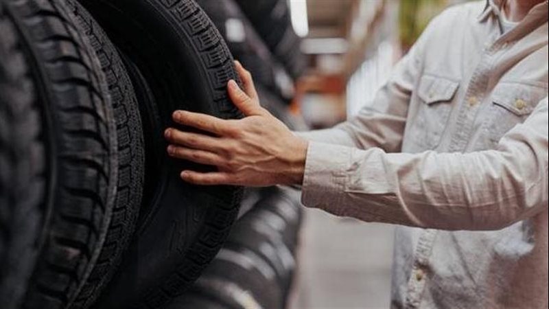 إطارات السيارات