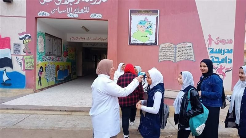 طلاب الشهادة الاعدادية،