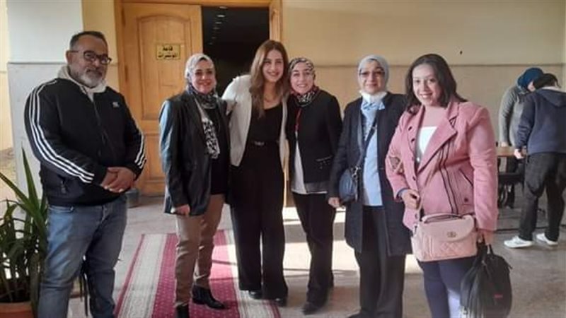 جامعة عين شمس، فيتو