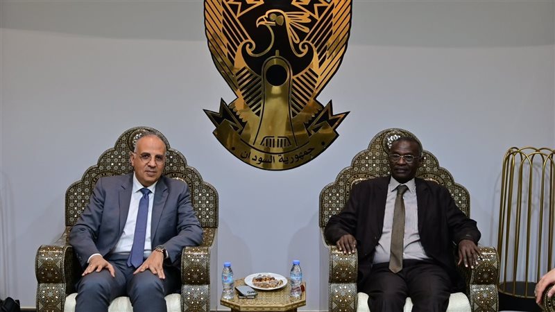 وزير الري في زيارة