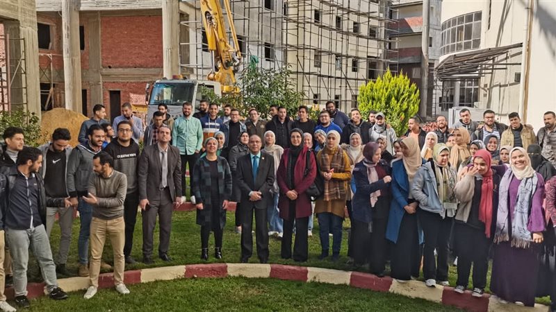 رئيس جامعة القناة