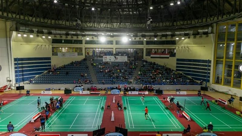 الريشة الطائرة، فيتو