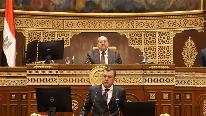 وزير السياحة، فيتو