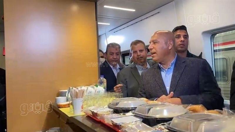 وزير النقل كامل الوزير،