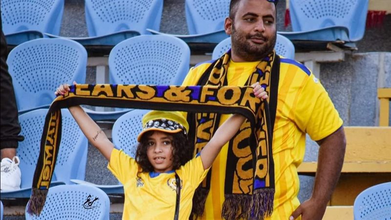 علي عماد مشجع الإسماعيلي