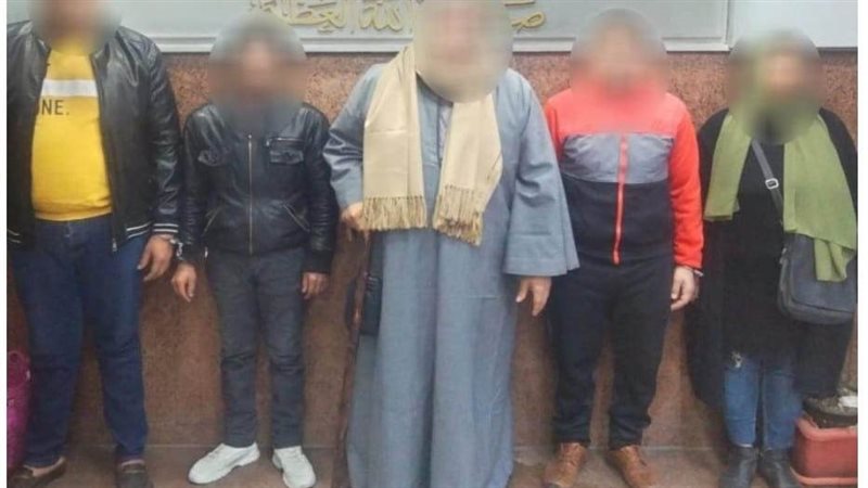 المتهمين بالنصب،