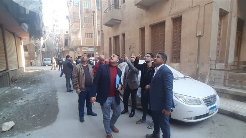 لجنة لمعاينة المنزل،