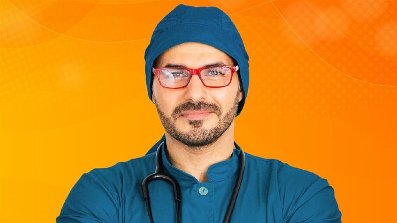 الدكتور كريم على،