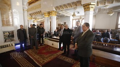تشييع جثمان سيد عبد العاطى رئيس تحرير جريدة الوفد الأسبق (فيديو وصور)
