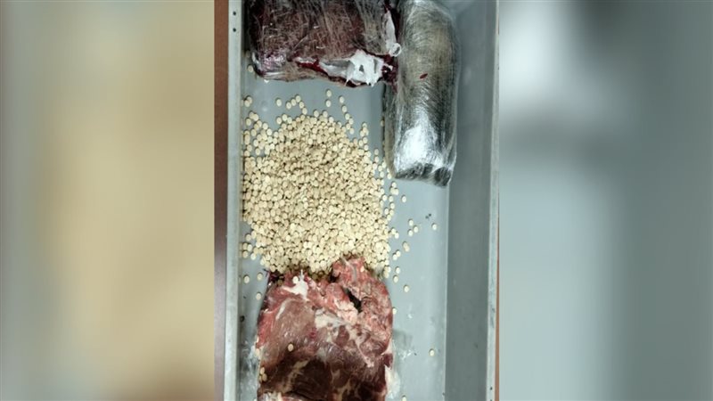 تهريب عقاقير مخدرة